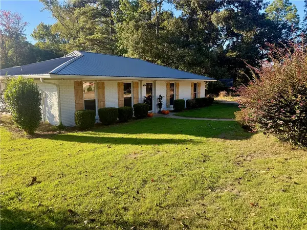 1001 Rustic Ridge Road, Auburn, AL 36830