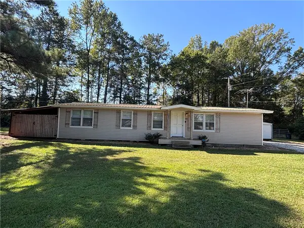 1813 Old Columbus Road, Opelika, AL 36804