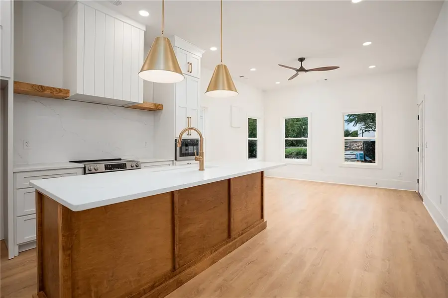 641 Mary Brooks Drive #201, Auburn, AL 36830 - #2
