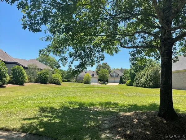 3537 Oak Grove Circle, Montgomery, AL 36116