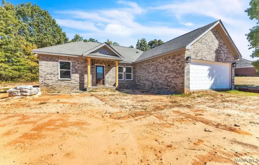 1528 White Cloud Drive, Deatsville, AL 36022 - Image #2