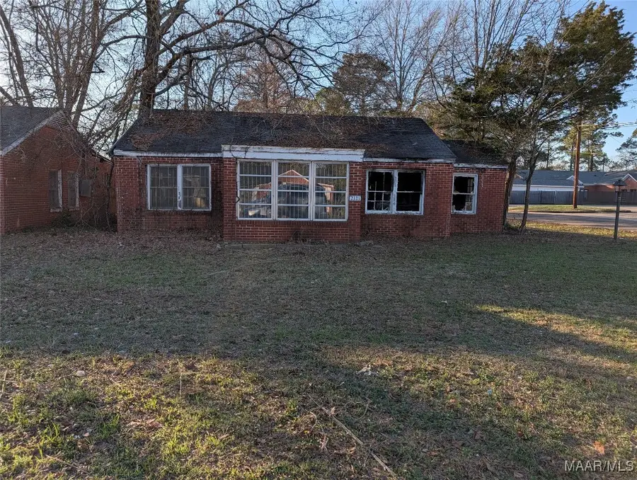 2121 Elkdale Street, Selma, AL 36701 - Image #2