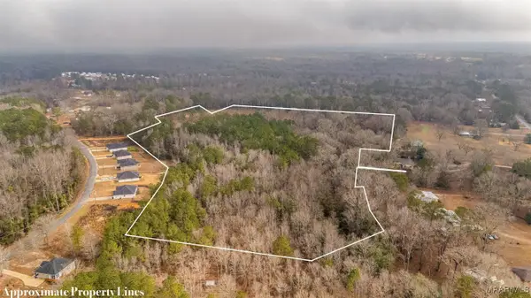 272 Shadow Wood Lane, Wetumpka, AL 36092