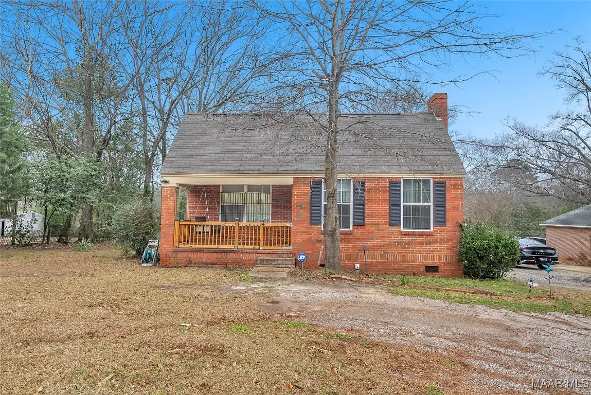 384 Perry Hill Road, Montgomery, AL 36109 - Image #1
