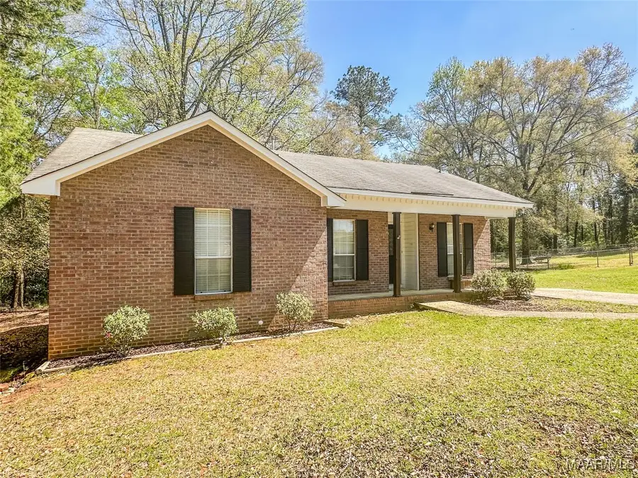 3750 Henderson Place, Millbrook, AL 36054 - Image #3