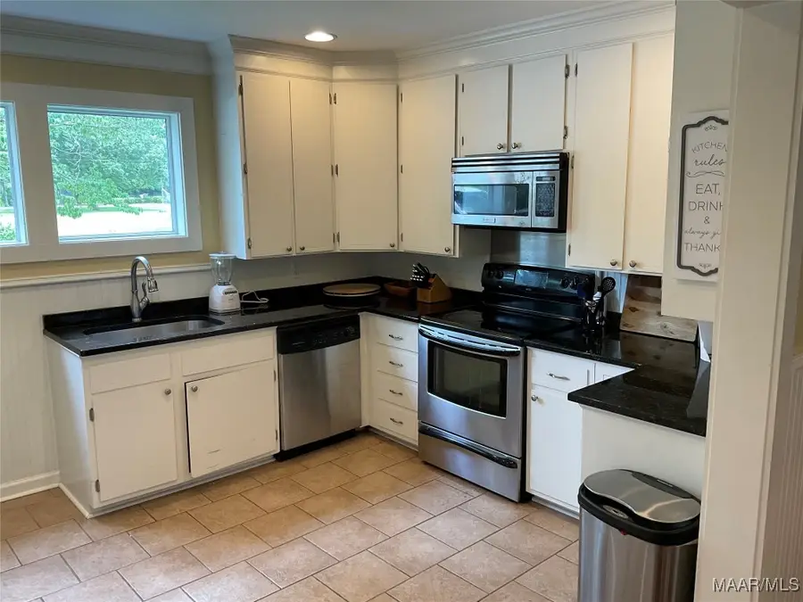 119 Mallory Drive, Selma, AL 36701 - Image #2