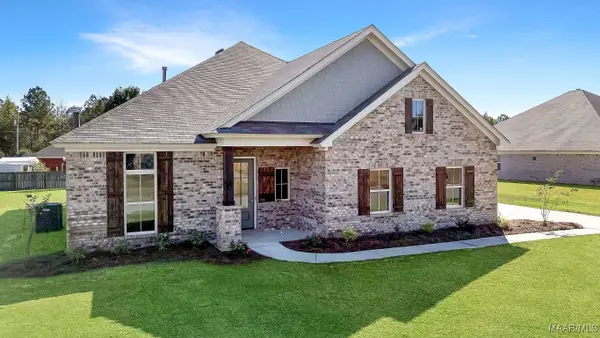 646 Cotton Terrace Loop, Deatsville, AL 36022