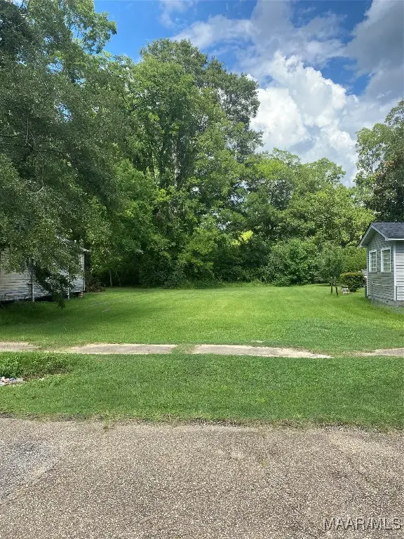 1710 1712 Weaver Street, Selma, AL 36701