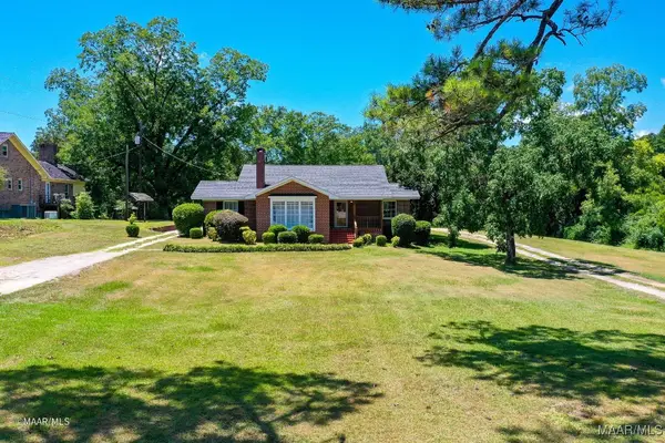 252 S Jackson Street, Grove Hill, AL 36451