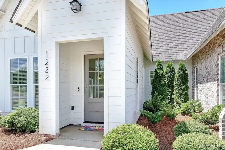 1222 Burrow Circle, Opelika, AL 36801 - Image #2