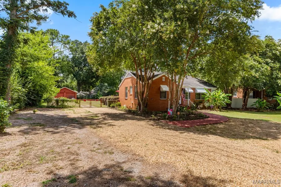 11 Calhoun Road, Montgomery, AL 36109 - Image #2