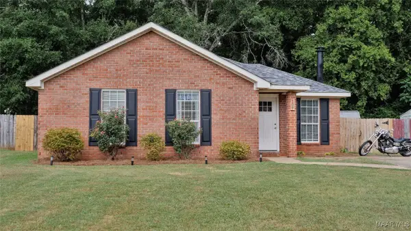 108 Foxdale Road, Millbrook, AL 36054