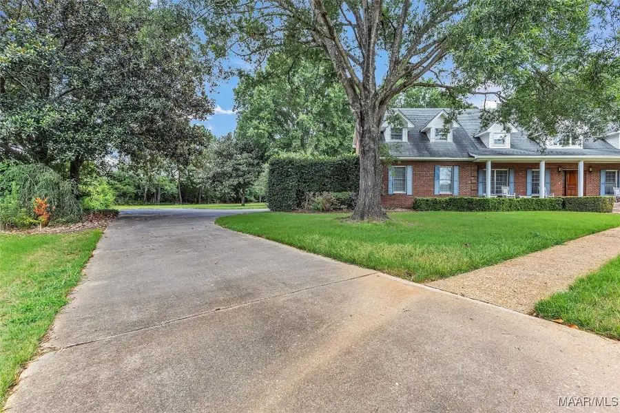 801 Wynwood Drive, Prattville, AL 36067 - Image #2
