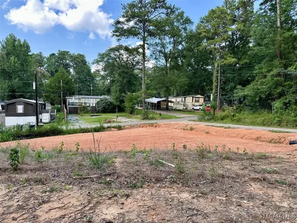 59 4th Retreat, Eclectic, AL 36024