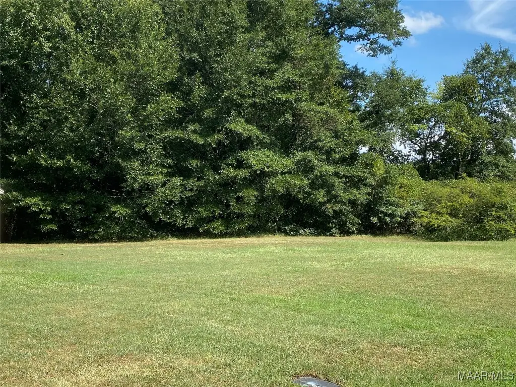 427 Cantabury Lane, Millbrook, AL 36054 - Image #1