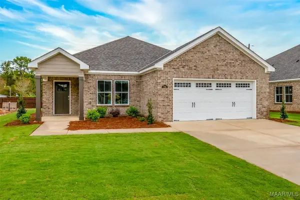 374 Kohn Drive, Millbrook, AL 36054