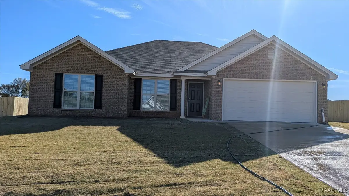 3166 Landing Lane, Deatsville, AL 36022 - Image #1