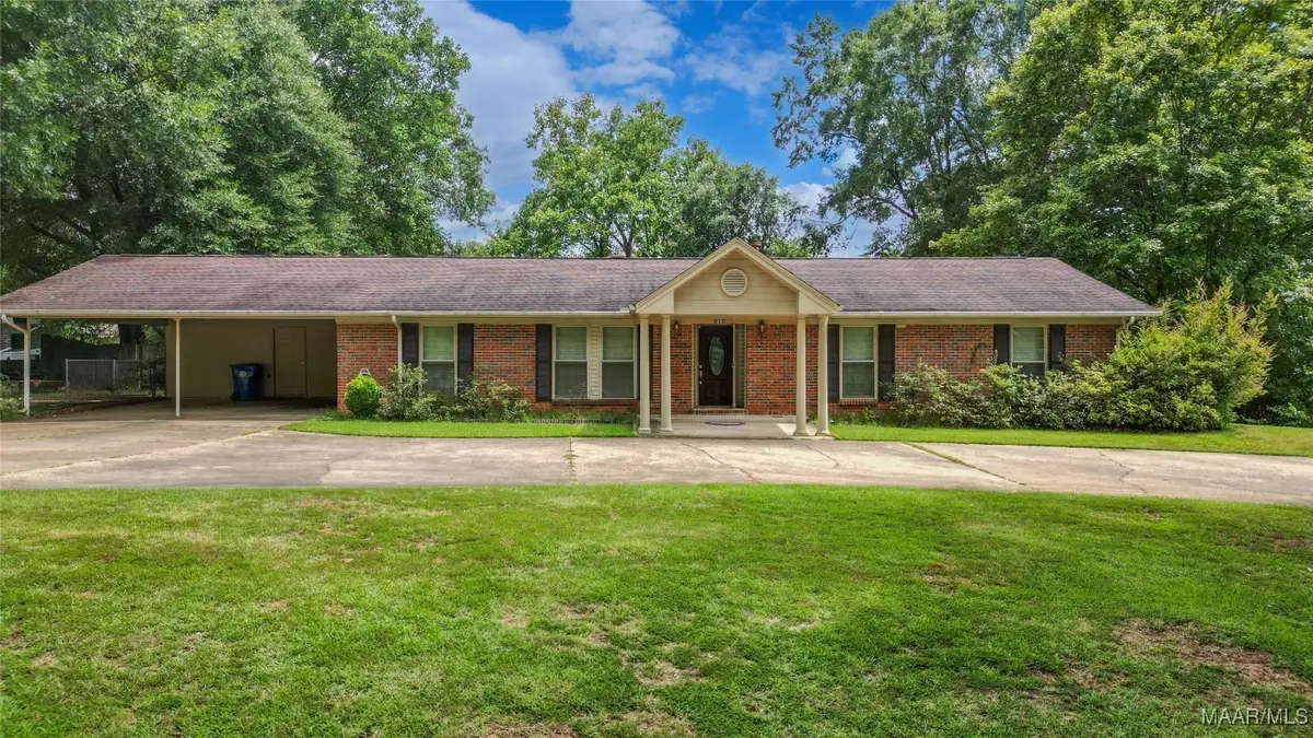 813 Carter Road, Prattville, AL 36067 - Image #1