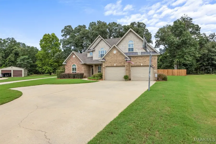 128 Fox Glen Lair, Wetumpka, AL 36093 - Image #2