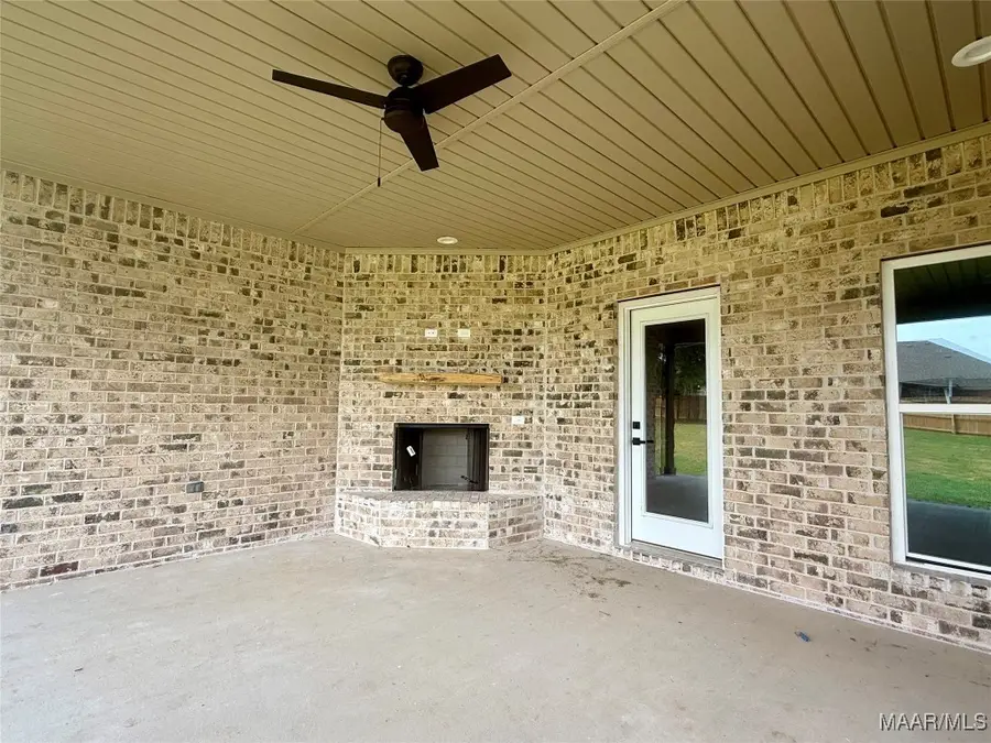 640 Chanlee Drive, Deatsville, AL 36022 - Image #2