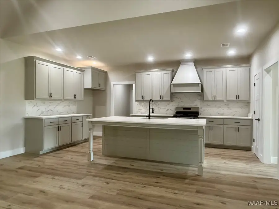 640 Chanlee Drive, Deatsville, AL 36022 - Image #3