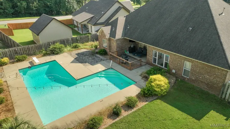 20 Green Laurel Cove, Elmore, AL 36025 - Image #2