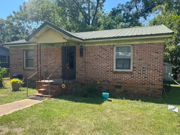 105 Minchner Street, Troy, AL 36081