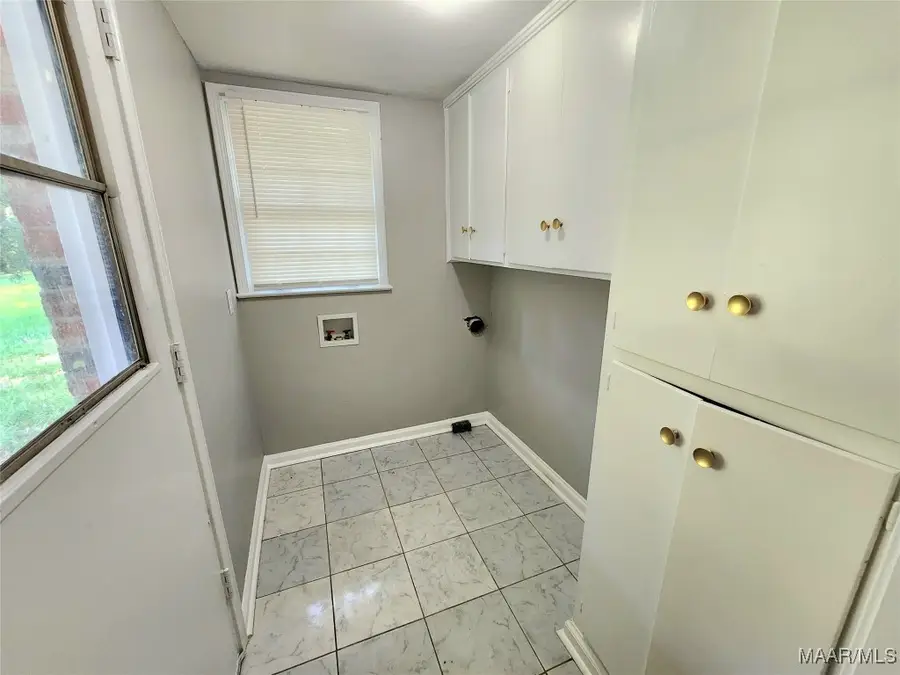 3827 Pelzer Avenue, Montgomery, AL 36109 - Image #3