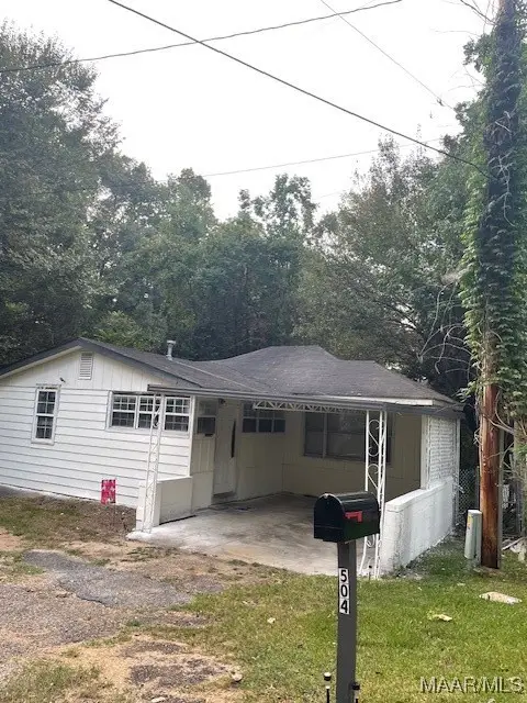 504 W Lee Street, Tuskegee, AL 36083