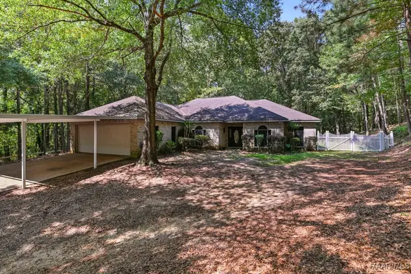 485 Kenner Creek Road, Deatsville, AL 36022