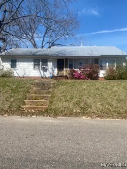 111 Dunklin Street, Greenville, AL 36037