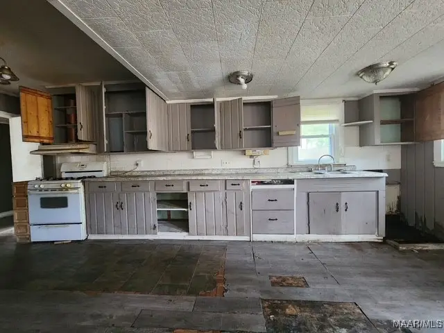 111 Dunklin Street, Greenville, AL 36037 - Image #3