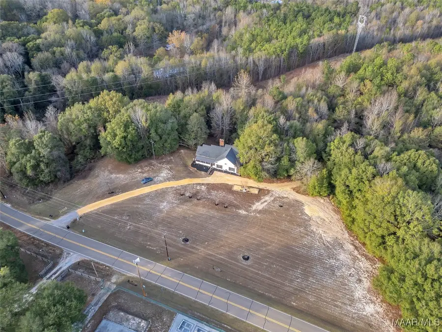 4564 Hickory Grove Road W, Letohatchee, AL 36047 - Image #2