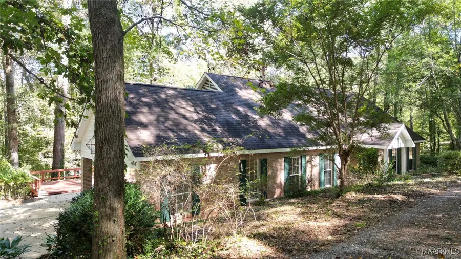 231 Jasmine Hill Road, Wetumpka, AL 36093 - Image #2