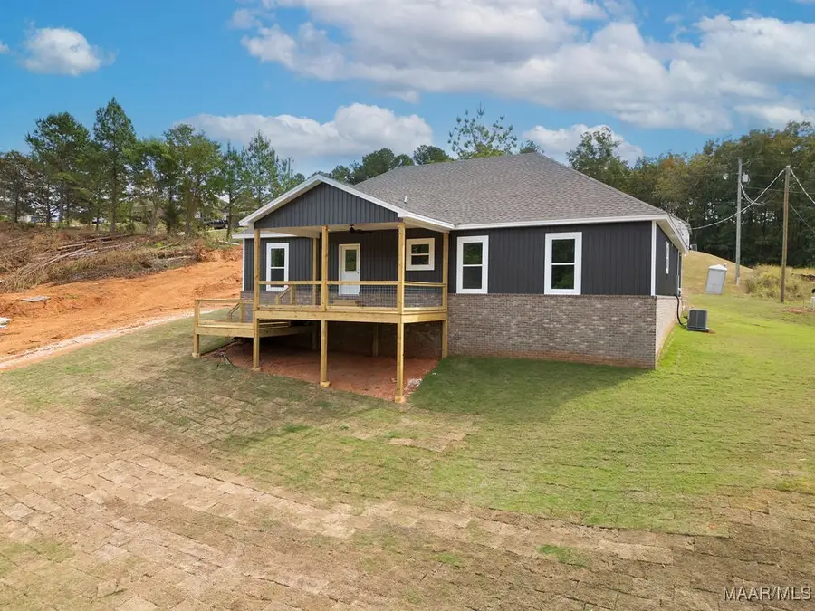 228 Wrightsburg Circle, Wetumpka, AL 36093 - Image #2