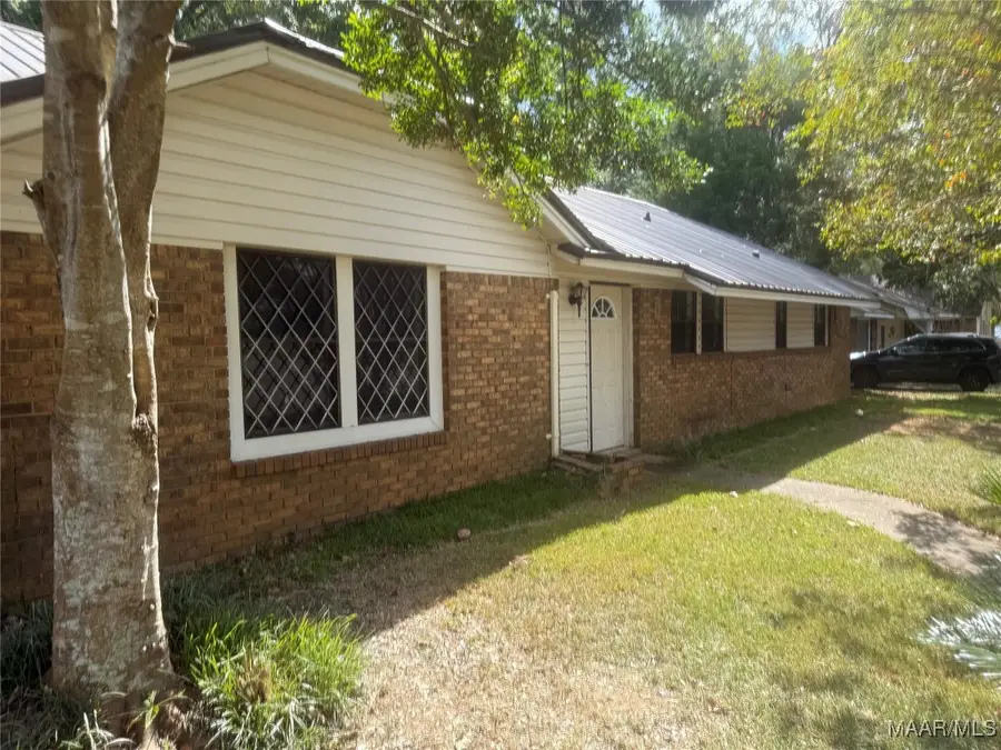 318 Gardenia Road, Millbrook, AL 36054 - Image #2