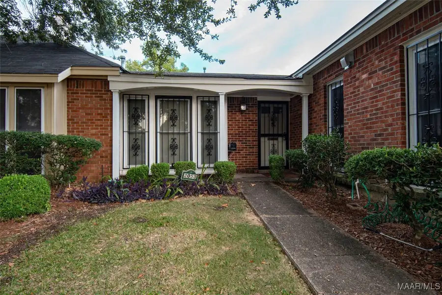 2053 Hazel Hedge Lane, Montgomery, AL 36106 - Image #2