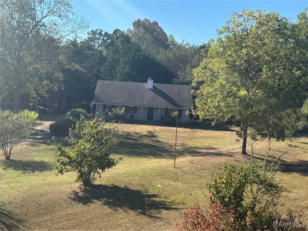 2639 County Road 85 Road, Deatsville, AL 36022 - Image #1