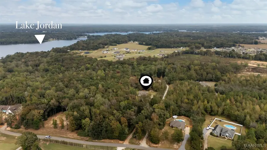 180 Shoal Creek Drive, Deatsville, AL 36022 - Image #2