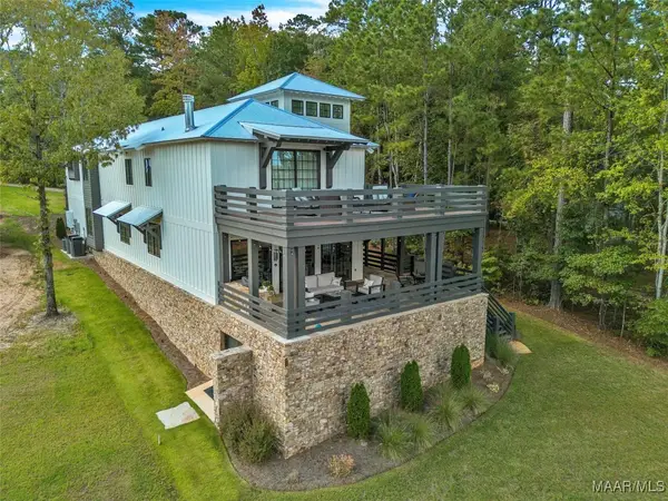 130 Castaway Cove Lane, Eclectic, AL 36024