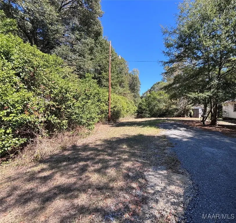 100 Smilax Avenue, Selma, AL 36703 - Image #2