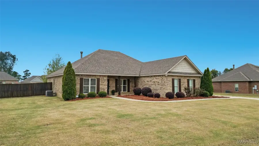 2115 Waterstone Drive, Deatsville, AL 36022 - Image #2