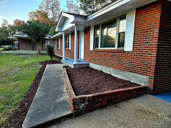 208 Rosemary Lane, Prattville, AL 36066