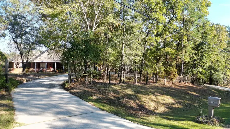 1992 Suncrest Drive, Prattville, AL 36067 - Image #3