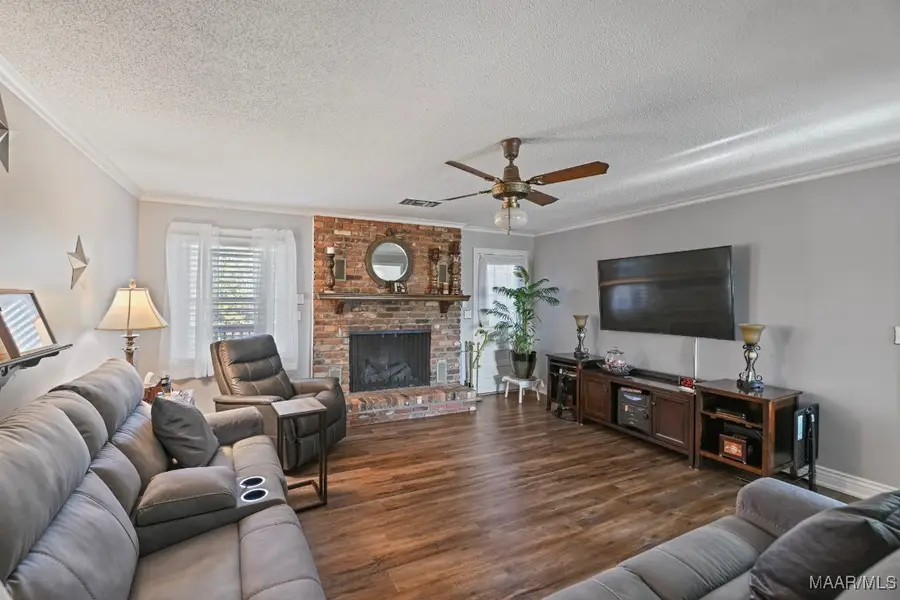 1304 County Road 39 Road, Deatsville, AL 36022 - Image #3