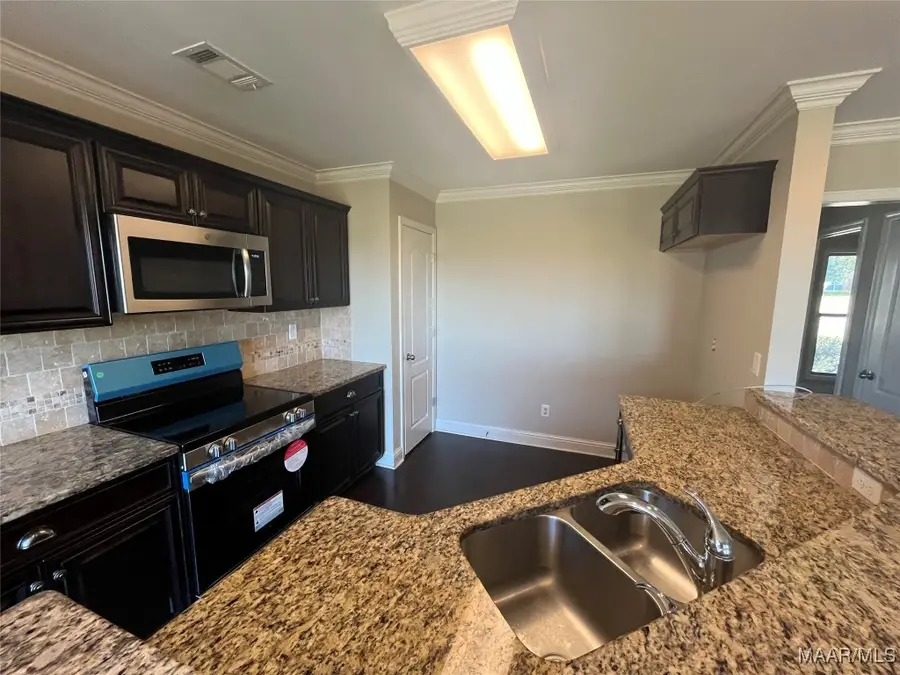 2002 Landcaster Court, Deatsville, AL 36022 - Image #2