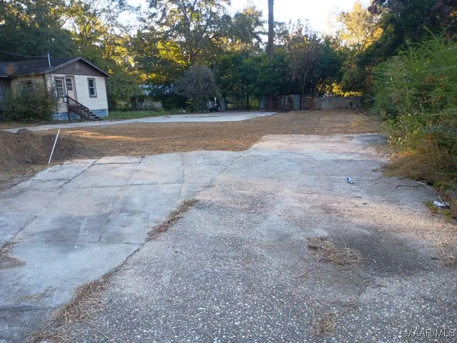 808 Dutch Street, Dothan, AL 36301 - Image #2