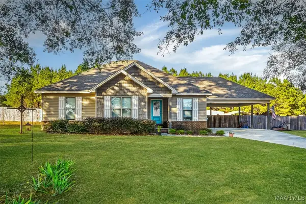 36 Arrowleaf Trail, Tallassee, AL 36078