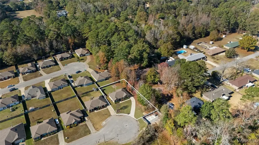 211 Bishop Court, Millbrook, AL 36054 - Image #2