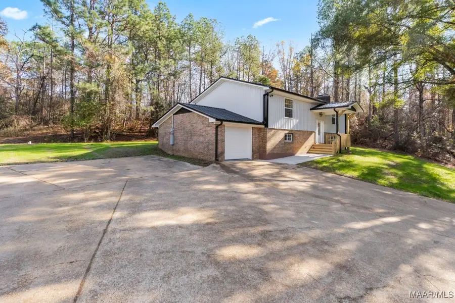 430 Forge Road, Deatsville, AL 36022 - Image #2